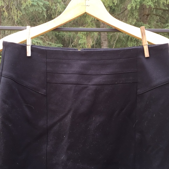 Black Pencil Skirt - Picture 2 of 4